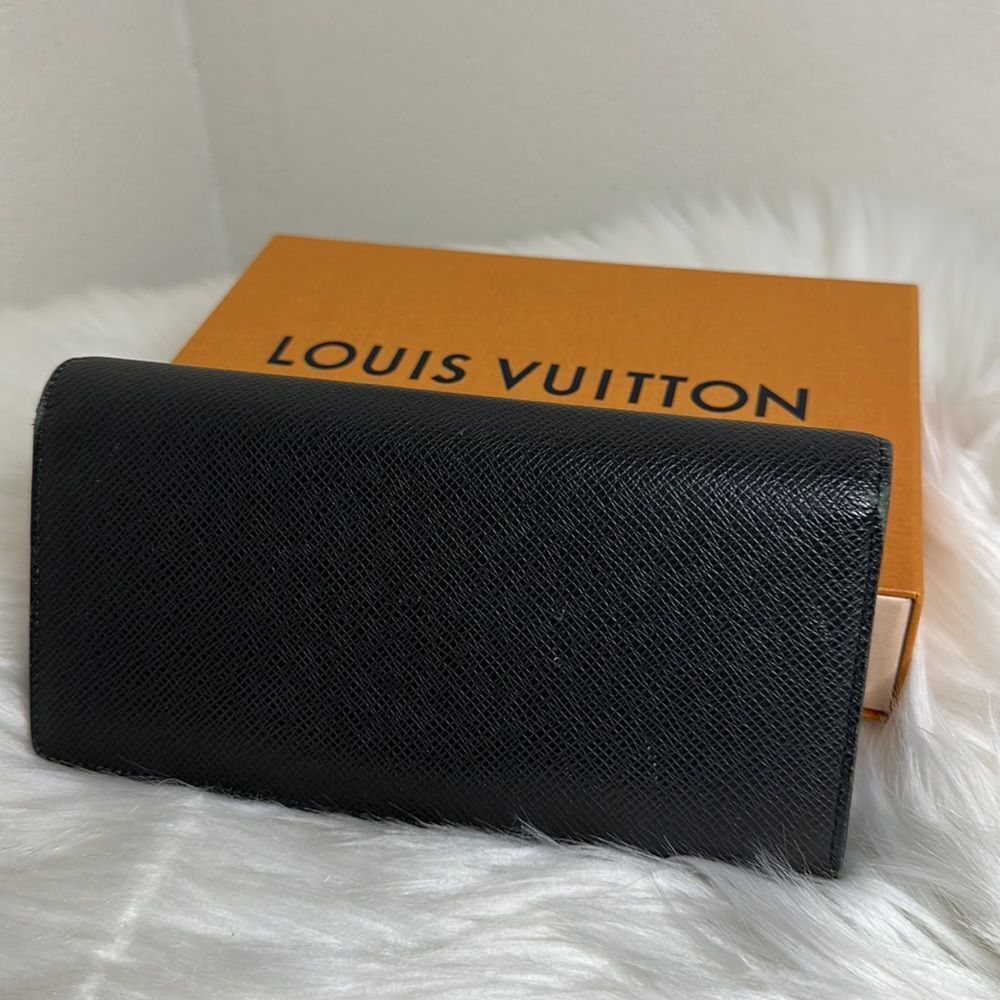 💯Authentic Louis Vuitton Bifold Long Wallet🍀 - Picture 4 of 17